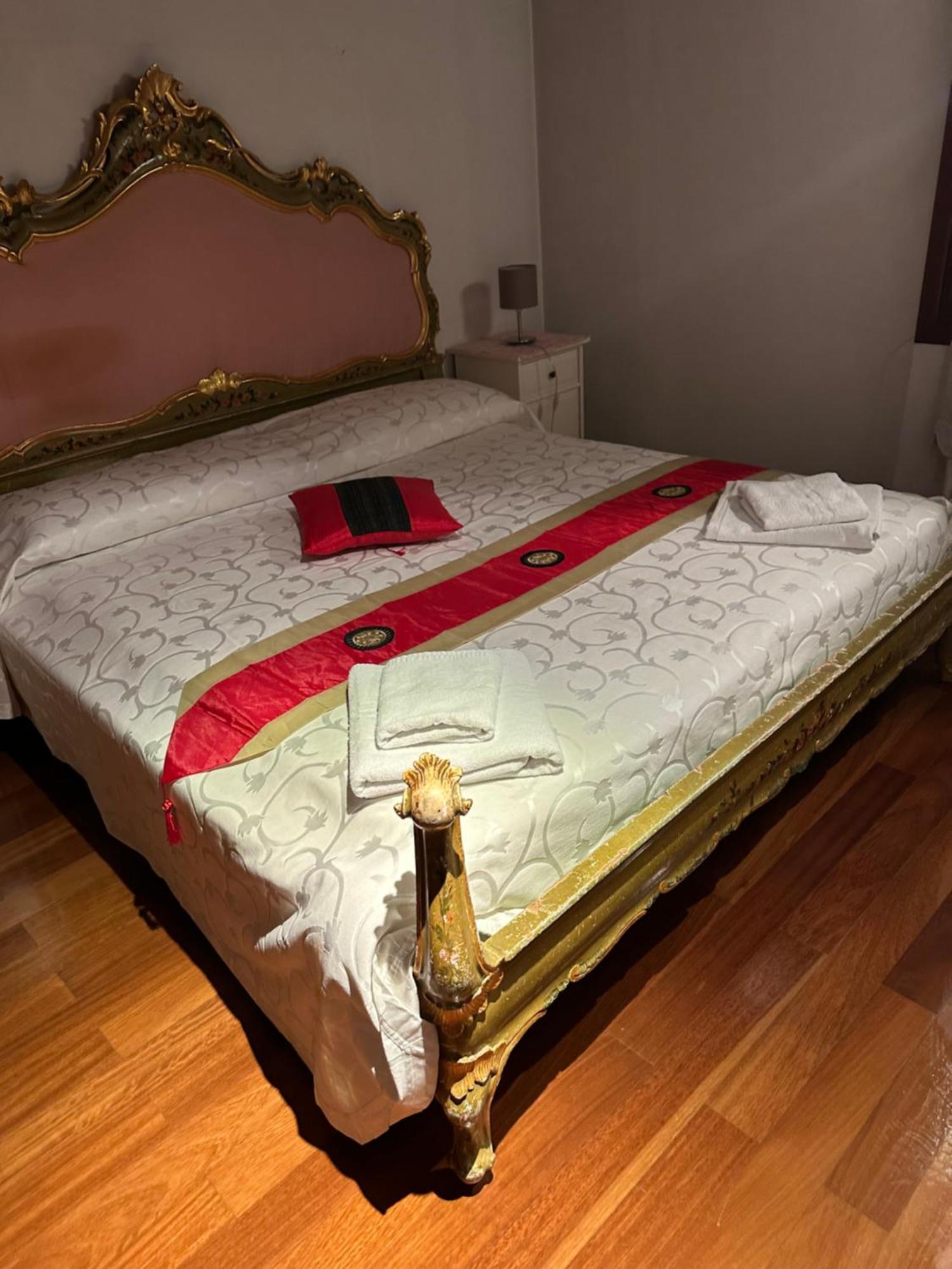 1 Ca'Del Traghetto Family Apartment 베니스 외부 사진